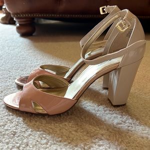 Bandolino Nude Pink Heels